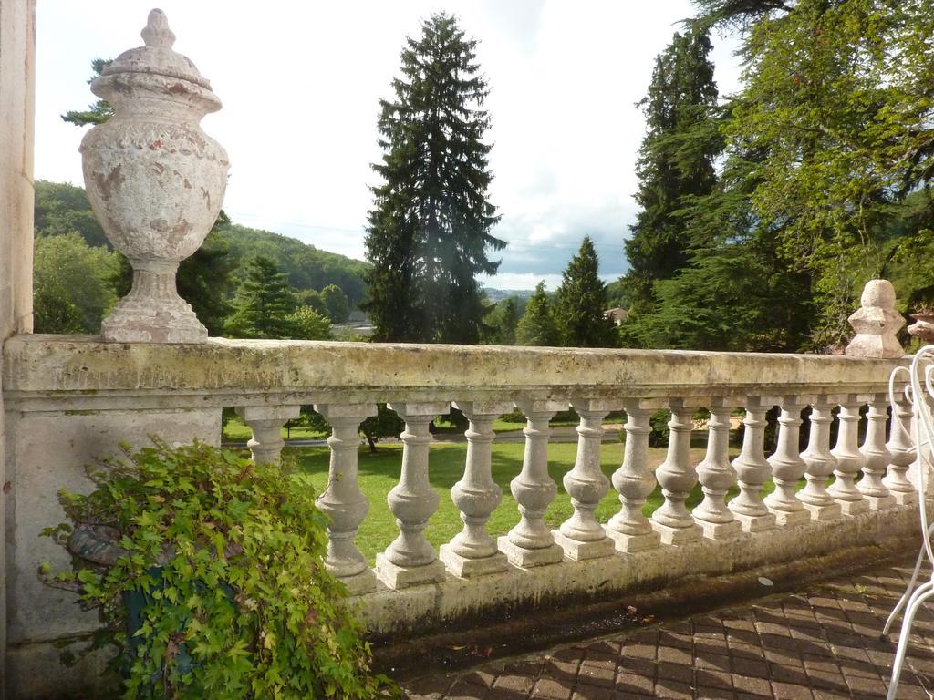 Domaine Du Val D'Atur Hotel Exterior foto